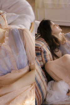 尼姑也疯狂第一季免费观看